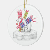 Kute Cartoon Polar Beer met kerstcadeautjes Keramisch Ornament (Links)