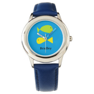 Kute groene en gele vissen op blauw horloge