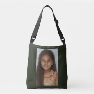 Kute kleine meisjes bruine huid bruine krullen crossbody tas