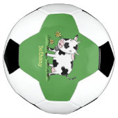 Kute koe in de illustratie van de groene cartoon voetbal (Gedraaid)