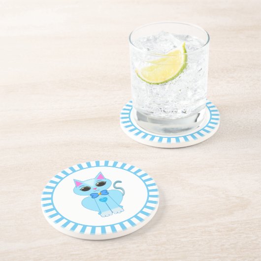 Kute lichtblauwe kattekattenkat cartoon en roggen zandsteen onderzetter (Zijkant)