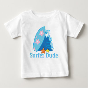 Kute Little Surfer Dude Surfboard en Wave