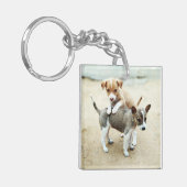 Kute Puppies die op strand spelen Sleutelhanger (Voorkant Links)