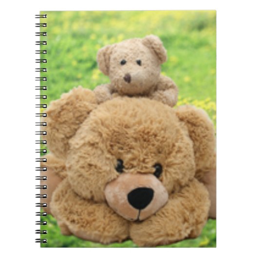 Kute Teddy bears in een weide Notitieboek (Voorkant)