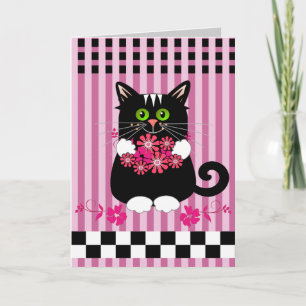 Kute verjaardagskaart met kat die bloemen aanbiedt kaart