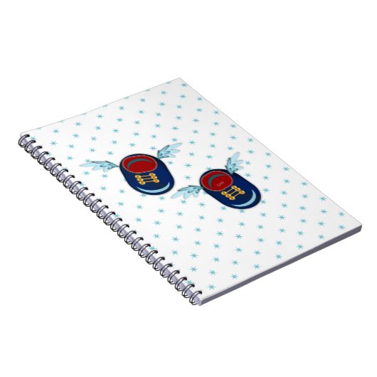 Kute vliegende scharnierende schoenen in blauw en notitieboek (Rechterzijde)