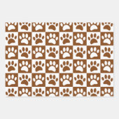 Kute White en Brown Paw Print Checkerboard Inpakpapier Vel (Voorkant)