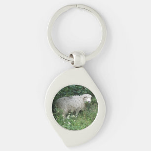 Kute White Fluffy Sheep Eating Sleutelhanger