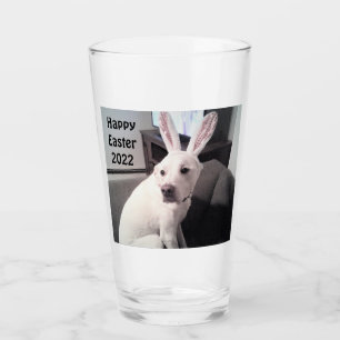 Kute White Puppy Dog die paasbroodoorten draagt Glas
