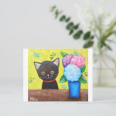 Kute zwarte kat met bloemen, kattekletsnat briefkaart (Staand voorkant)