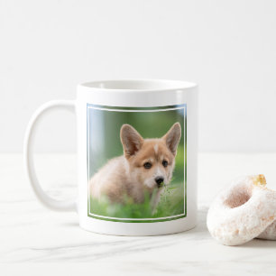 Kutest Baby Animals Corgi Puppy op de Yard Koffiemok