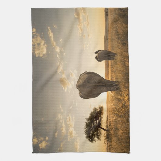 Kutest Baby Animals | Elephant Calf en moeder Theedoek (Verticaal)