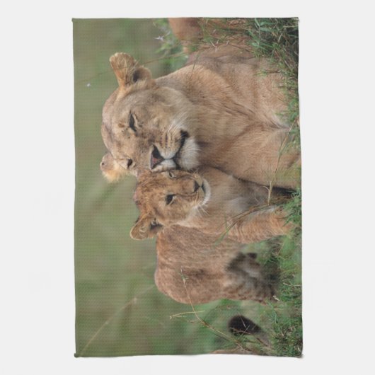 Kutest Baby Animals | Lion Cub en moeder Theedoek (Verticaal)