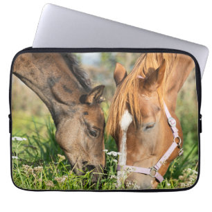 Kutest Baby Animals Paardenkool Laptop Sleeve