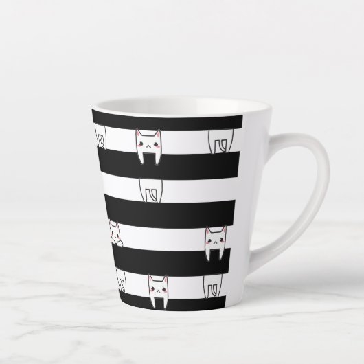 Kutklimmers op zwarte strepen latte mok (Rechts)