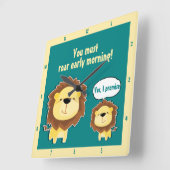 Kutluizen en Baby op zaterdag Vierkante Klok (Hoek)