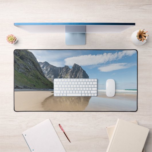 Kvalvika Lofoten Norway Bureaumat (Kantoor 1)