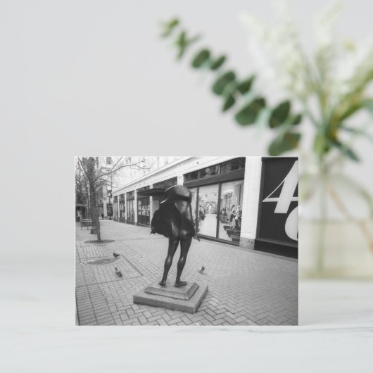 Kvinneakt en het briefkaart Pigeons (Staand voorkant)