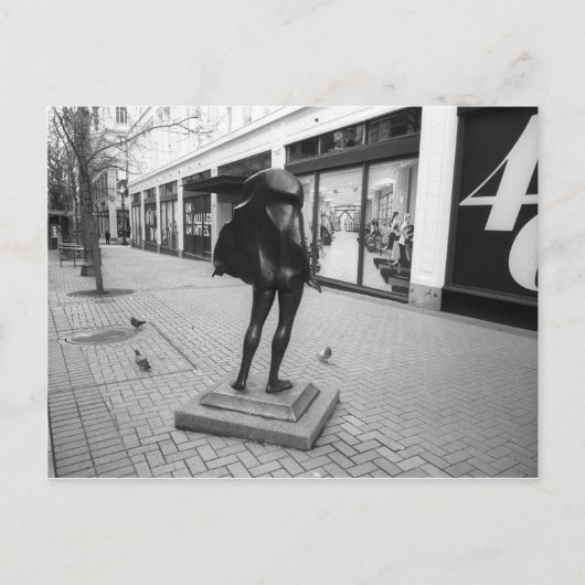 Kvinneakt et la carte postale des Pigeons (Devant)