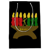 Kwanzaa Art Design Yellow Text Medium Cadeauzakje (Voorkant)