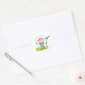 Kwekerende jongen ronde sticker (Envelop)