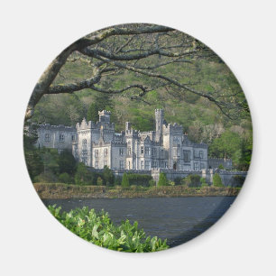 Kylemore Abbey in Connemara Ierland Magneet