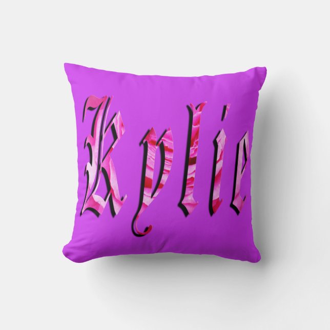 Kylie, Nom, Logo, Coussin De Jeu Violet. (Recto)