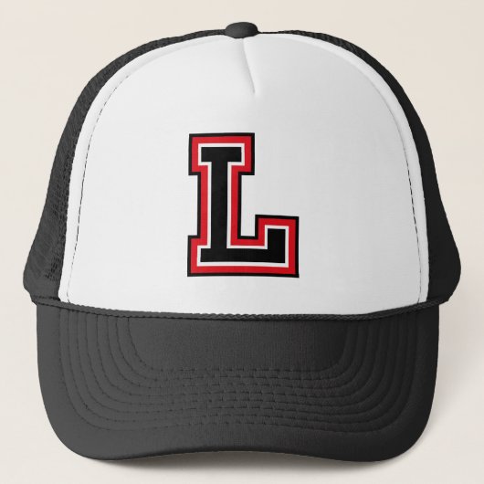 "L" Monogram Trucker Hat Trucker Pet (Voorkant)