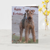 La BV carte d'anniversaire mignonne d'Airedale (Fleur jaune)