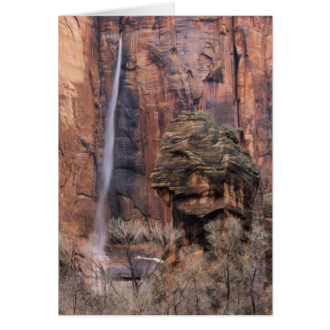La chaire et cascade éphémère (Devant)