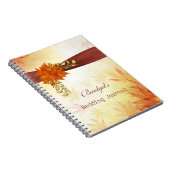 La chute brune orange laisse le carnet de wedding (Côté Droit)