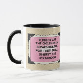 La chute se produit tasse (Gauche)