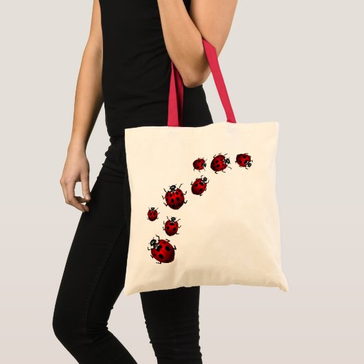 La coccinelle met en sac les sacs fourre-tout (Devant (produit))
