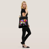 La couleur a éclaboussé le sac fourre-tout à (Sur le modèle)