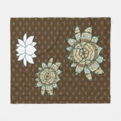 La couverture Lotus Fleece (Devant (Horizontal))