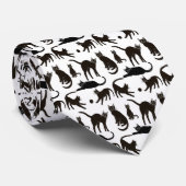 La cravate de chat noir (Roulé)