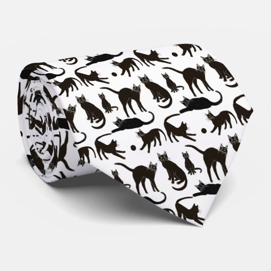 La cravate de chat noir (Roulé)