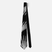 La cravate de main des hommes squelettiques de (Devant)