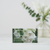 La digitale blanche fleurit des cartes de visite (Debout devant)
