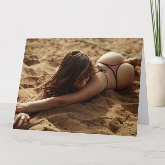 LA FILLE DE BIKINKI A SURGRANDI CARTE D'ANNIVERSAI (Devant)