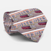 La flèche rouge raye le cravate de la voiture #76 (Roulé)