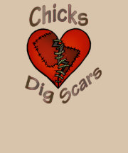 La fouille de poussins marque le T-shirt