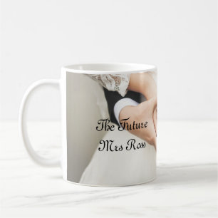 La future tasse de café de Mme Ross Modern Name