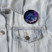 La galaxie florale du Corbeau | Badge Goth (En situation)