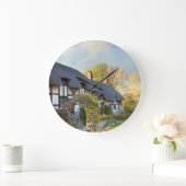 La grande horloge du chalet d'Anne Hathaway (Maison)