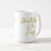 "La gratitude est la clé" 15oz de café Mug (Devant droit)