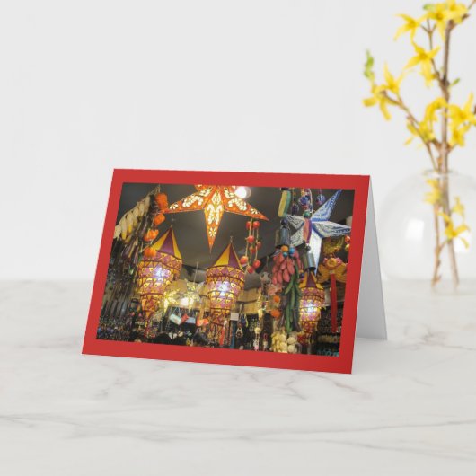 La lampe allume la carte de note (Fleur jaune)