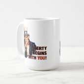 La "liberté commence par vous" la tasse de café (Devant gauche)