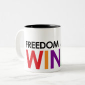 La liberté enroule la tasse à deux tons (Devant gauche)