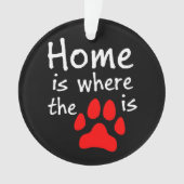 La maison est l'endroit où se trouve l'empreinte d (devant)